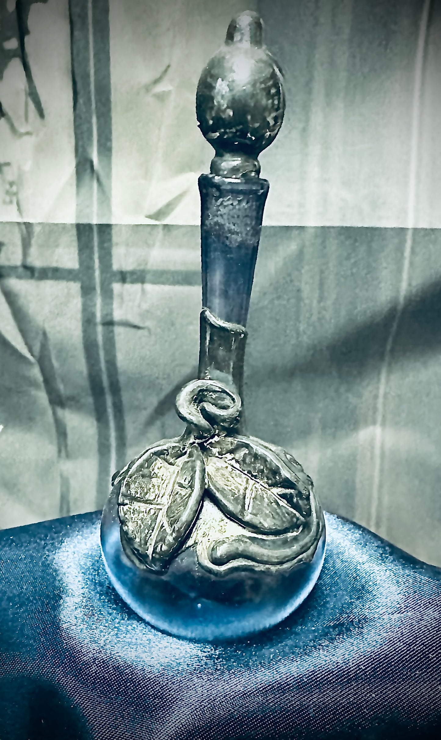 Spell bottle